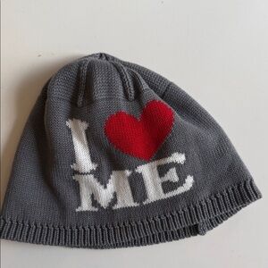 I ♥ ME beanie